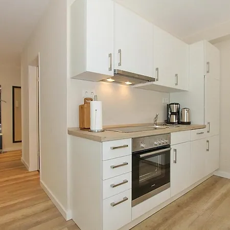 Stern Stern 04 Apartamento *